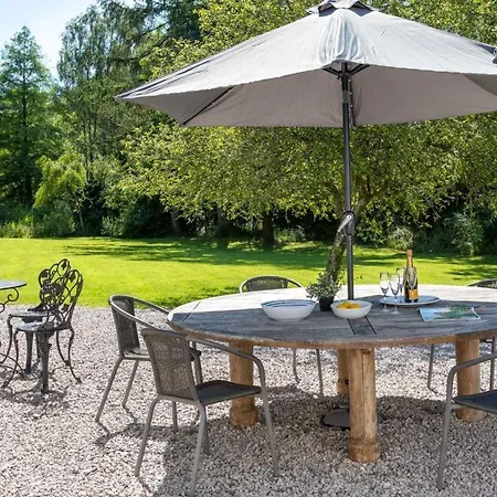 5 Bed In Witherslack Sz593 * Levens