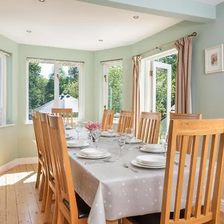 5 Bed In Witherslack Sz593 Holiday home Levens