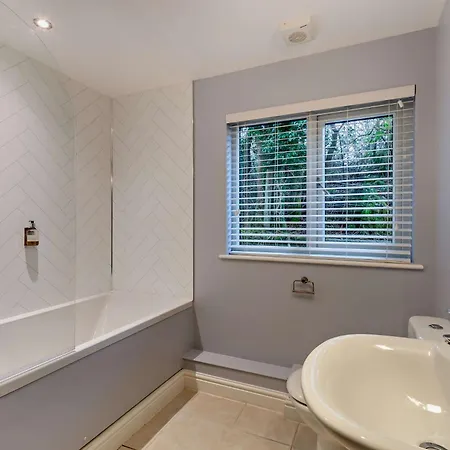 Holiday home 5 Bed In Witherslack Sz593 *