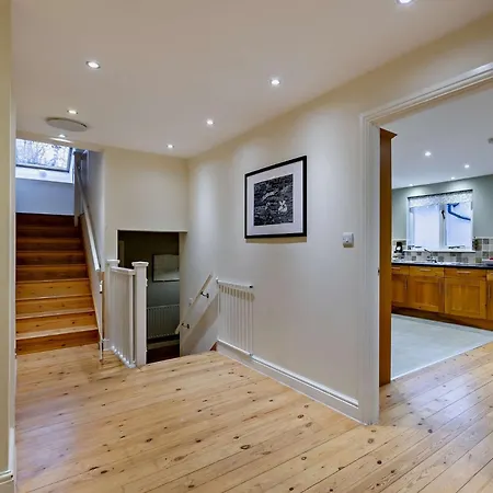 5 Bed In Witherslack Sz593 Holiday home