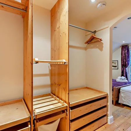 5 Bed In Witherslack Sz593 Holiday home *