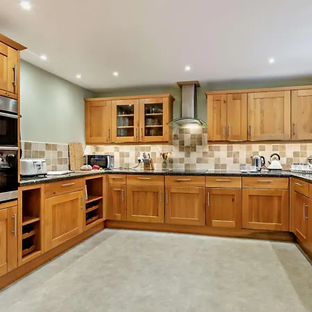 5 Bed In Grange-over-sands Oc-sz593 度假居 利文斯