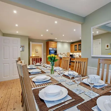 5 Bed In Grange-over-sands Oc-sz593 * 利文斯