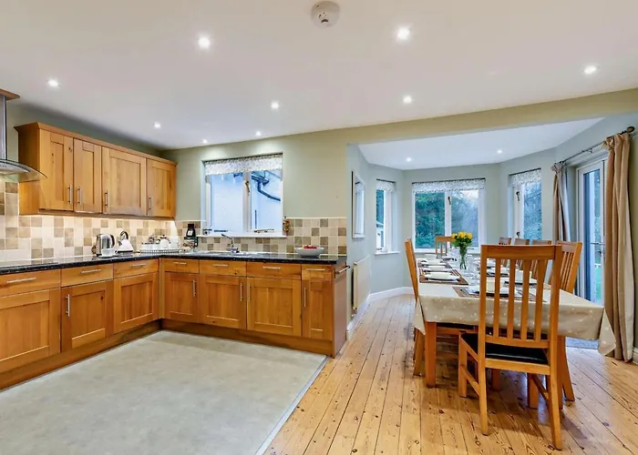 5 Bed In Grange-over-sands Oc-sz593 Holiday home